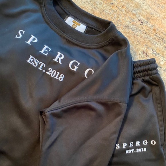 Black Spergo Leo Sweatsuit - Youth - Picture 1 of 2